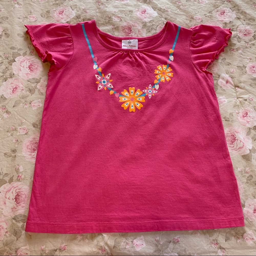 Hanna Andersson flutter sleeve necklace motif tee